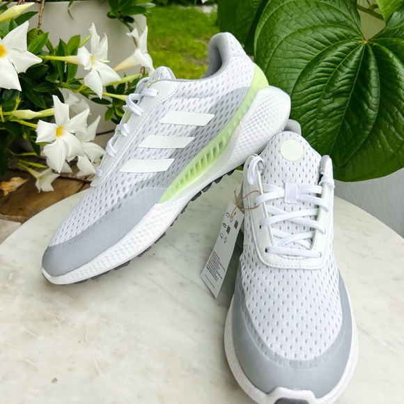 🌿🤍Adidas🤍🌿Beautiful Comfy day 🌿New - Picture 11 of 11